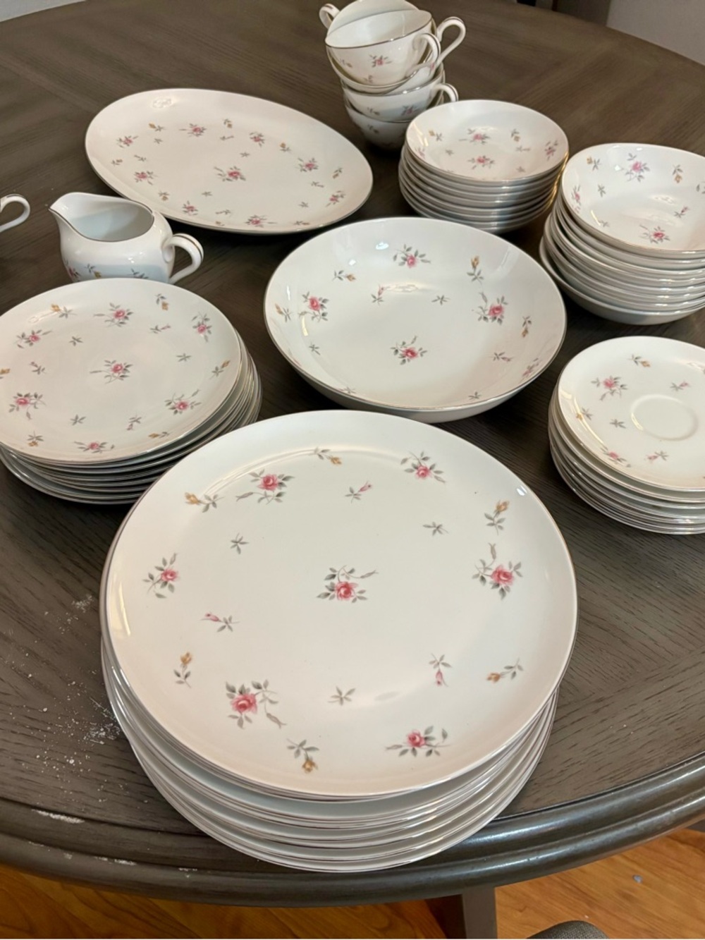 Classic White Porcelain Dinnerware Set with Pink Rose Pattern